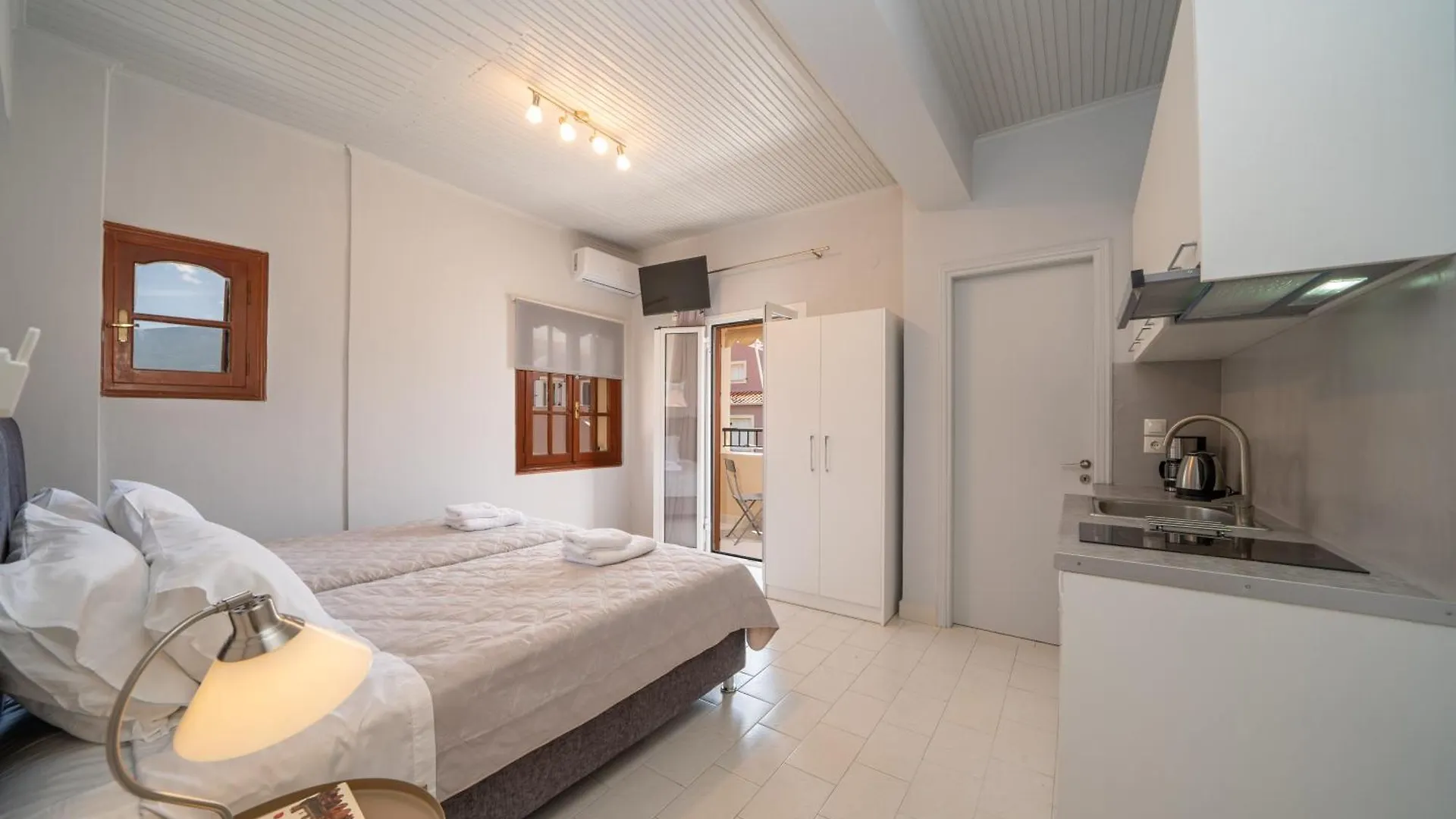 Mary'S Studios & Apartment Sami  Hotel Sami (Kefalonia)