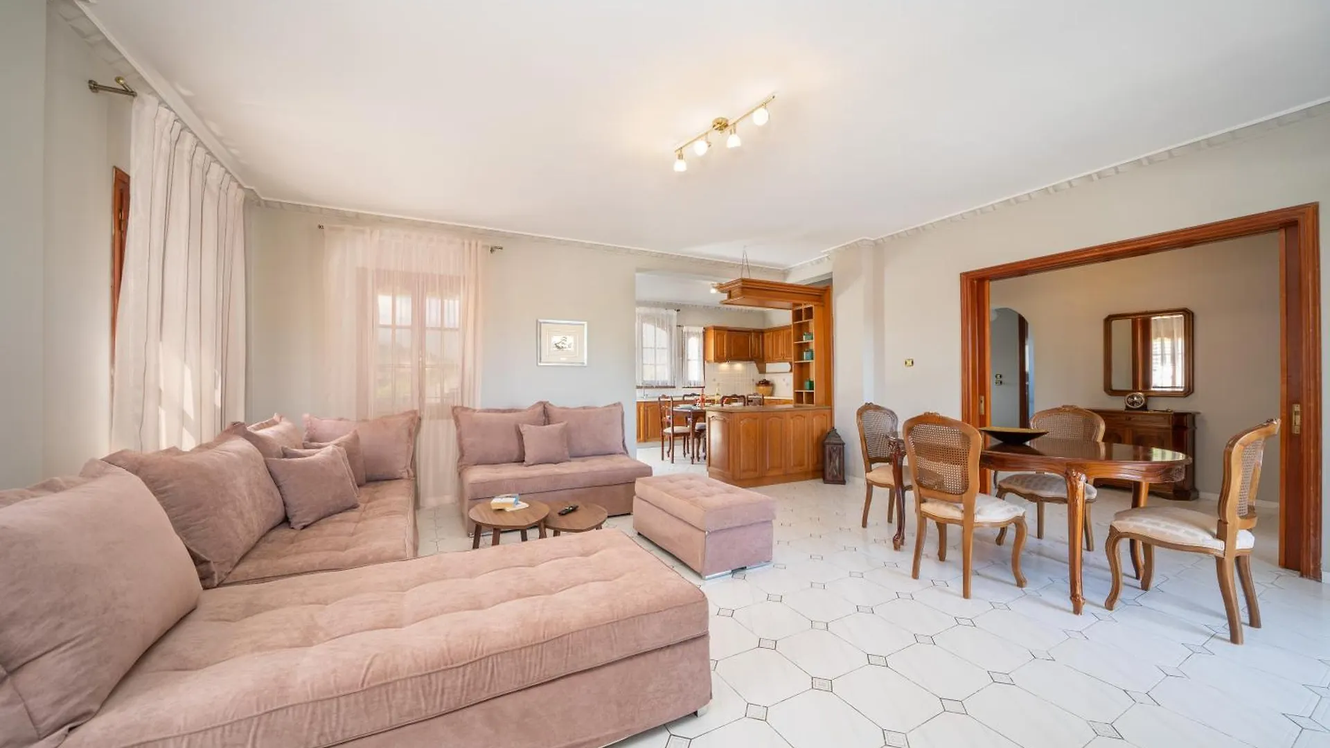 Mary'S Studios & Apartment Sami  Hotel